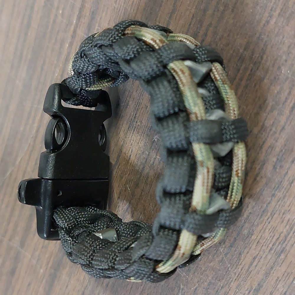 Paracord handmade bracelet.